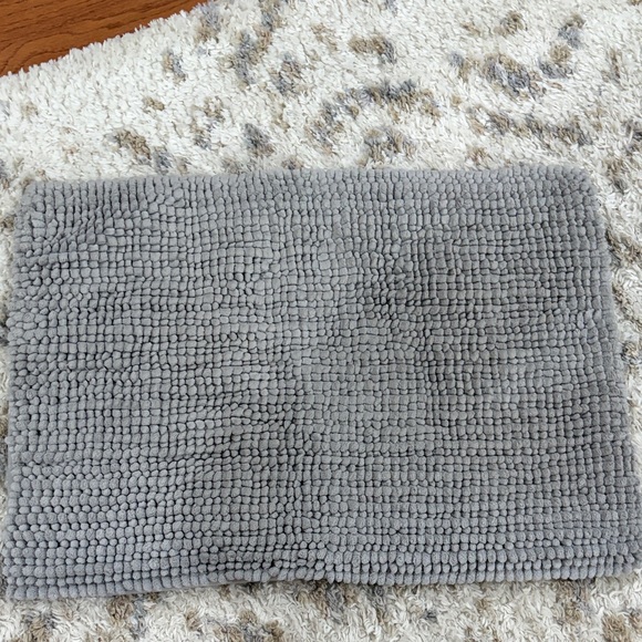 Mohawk Gray Textured Mat - Picture 1 of 5